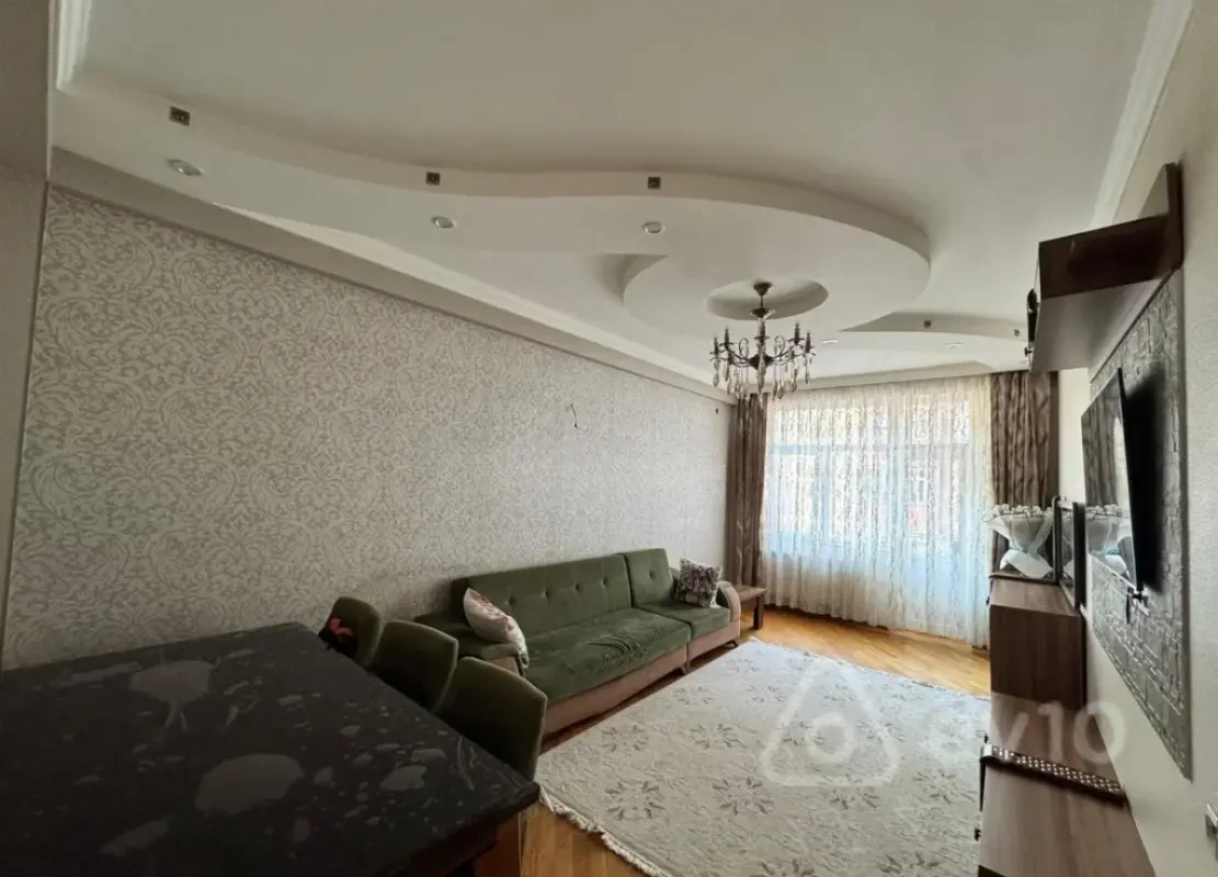 Satılır 4 otaqlı yeni tikili 135 m²