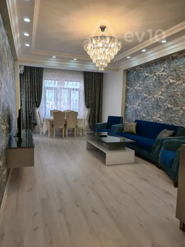 Kirayə verilir 2 otaqlı yeni tikili 110 m²