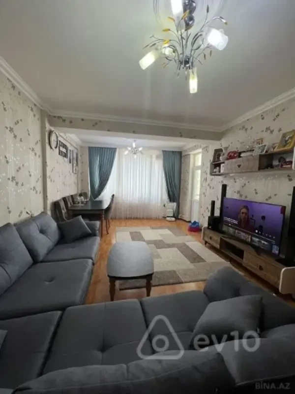 Kirayə verilir 2 otaqlı yeni tikili 58 m²