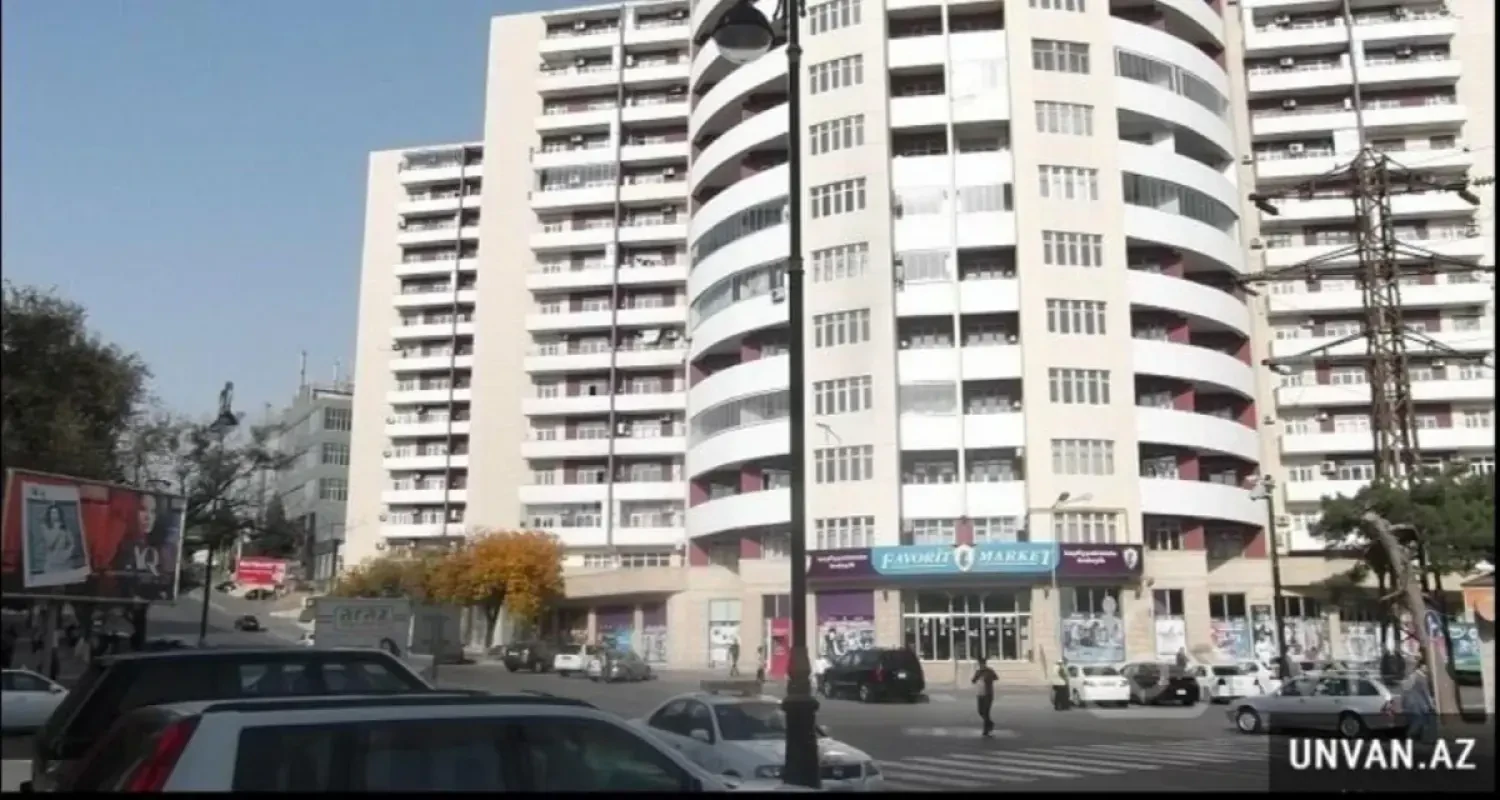 Kirayə verilir 3 otaqlı yeni tikili 135 m²
