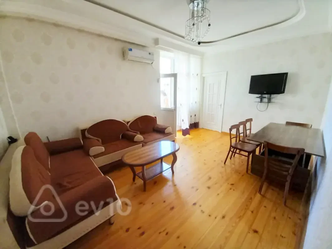 Kirayə verilir 2 otaqlı yeni tikili 65 m²