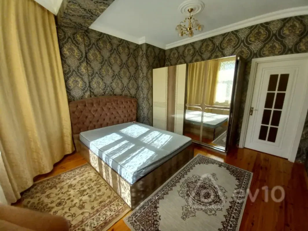 Kirayə verilir 2 otaqlı yeni tikili 65 m²