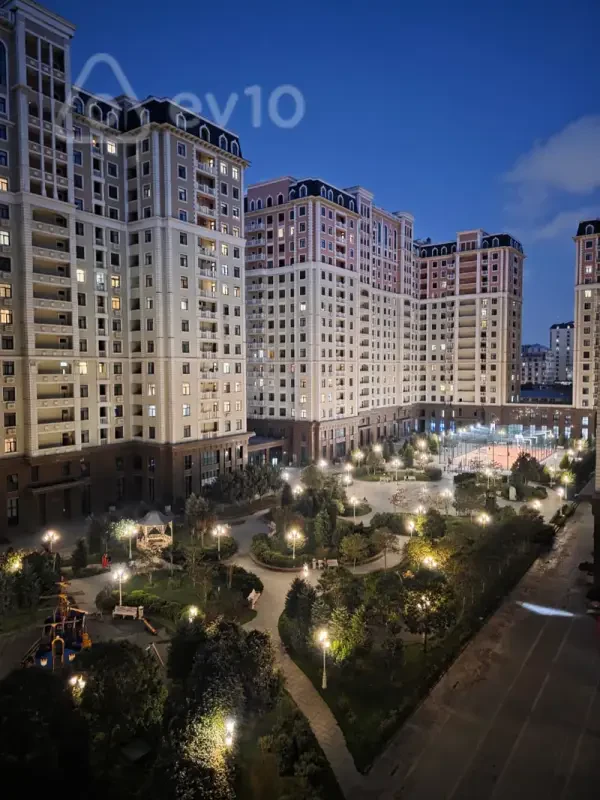 Kirayə verilir 2 otaqlı yeni tikili 70 m²