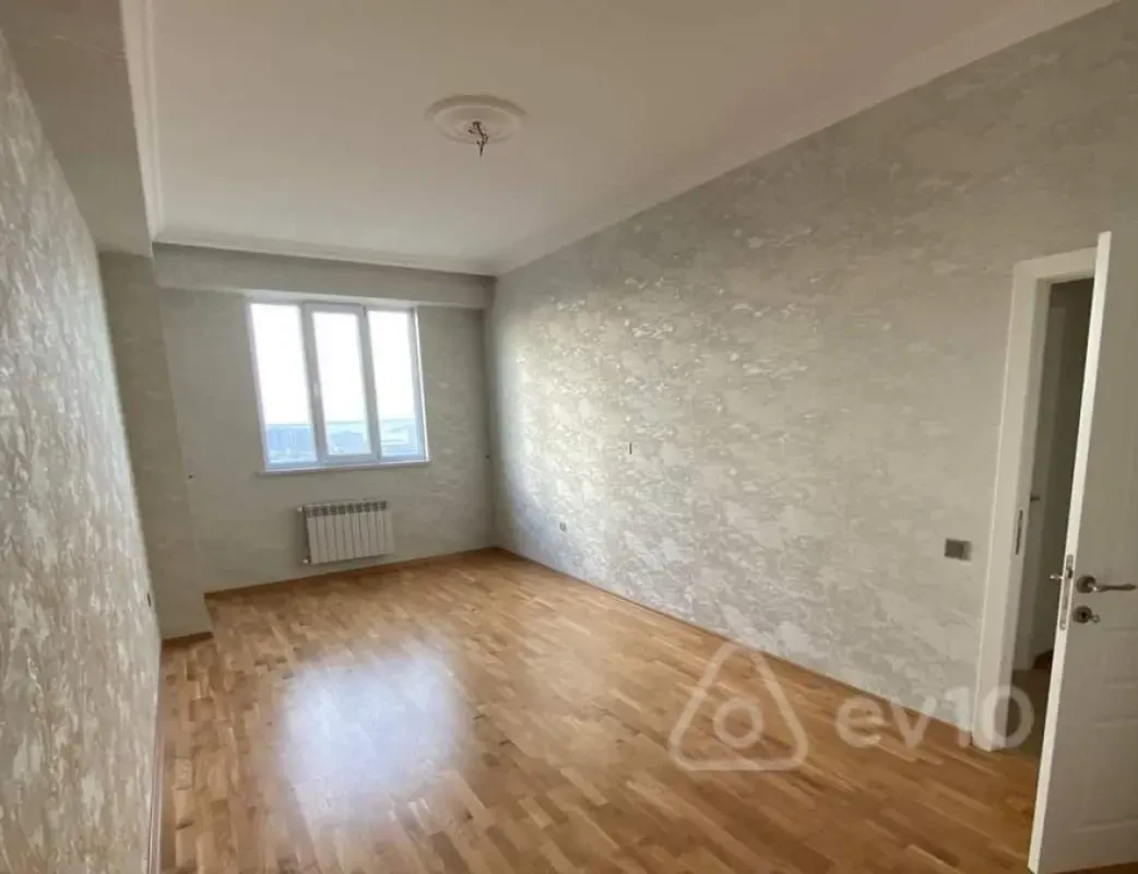 Kirayə verilir 2 otaqlı yeni tikili 62 m²