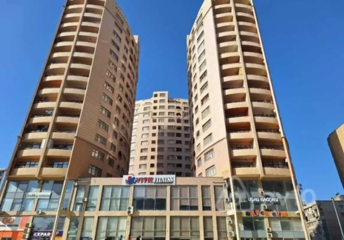 Satılır 2 otaqlı yeni tikili 50 m²