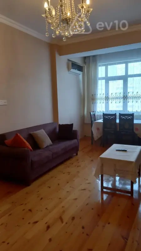 Kirayə verilir 2 otaqlı yeni tikili 70 m²