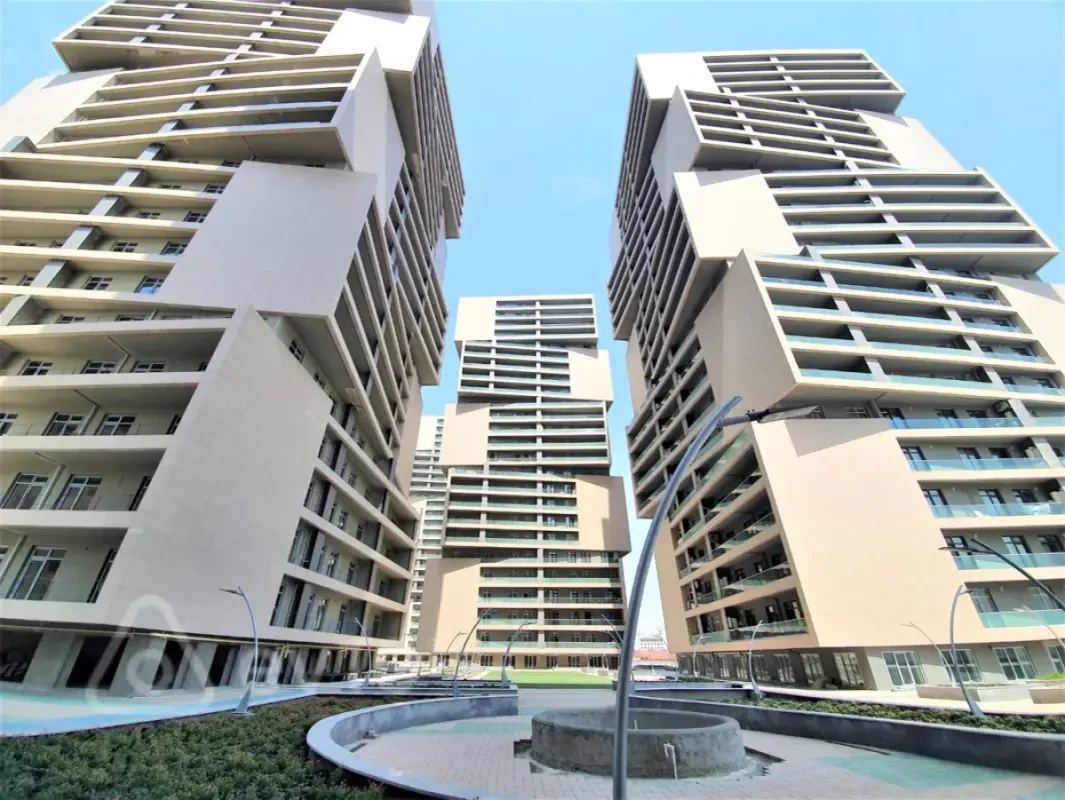 Kirayə verilir 2 otaqlı yeni tikili 105 m²