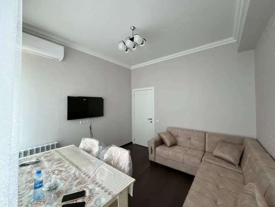 Kirayə verilir 2 otaqlı yeni tikili 53 m²