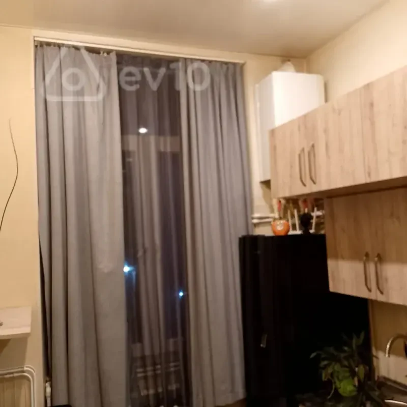 Kirayə verilir 1 otaqlı köhnə tikili 32 m²