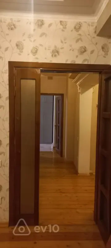 Kirayə verilir 3 otaqlı yeni tikili 86 m²