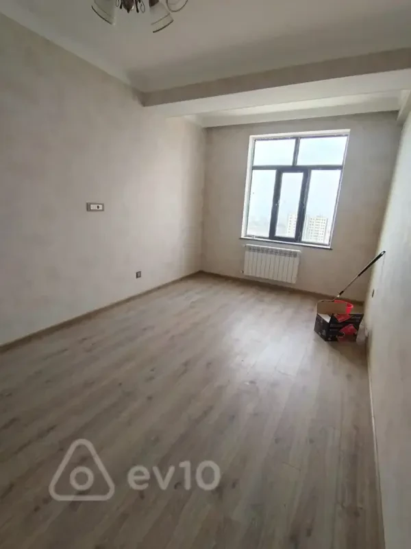 Satılır 2 otaqlı yeni tikili 52 m²