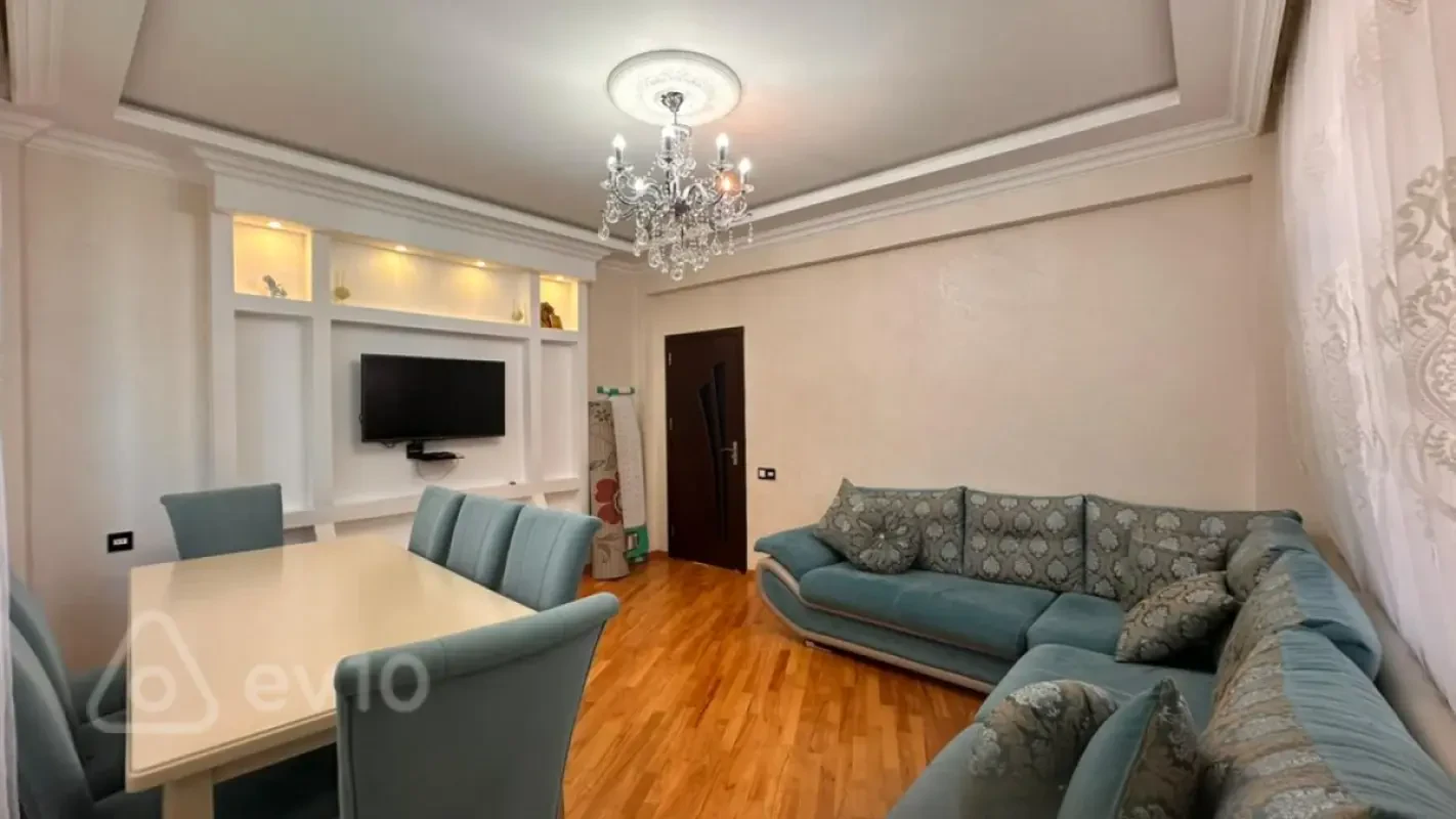 Kirayə verilir 3 otaqlı yeni tikili 100 m²
