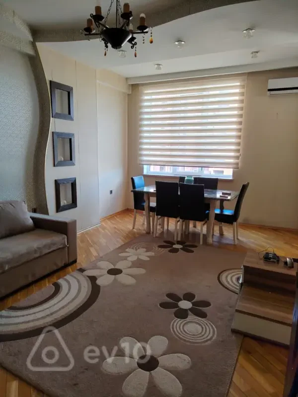 Kirayə verilir 2 otaqlı yeni tikili 60 m²