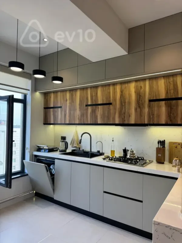 Kirayə verilir 2 otaqlı yeni tikili 80 m²