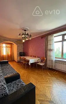 Kirayə verilir 2 otaqlı köhnə tikili 50 m² — Bakı, Nizami 2 otaq 50.00 m²