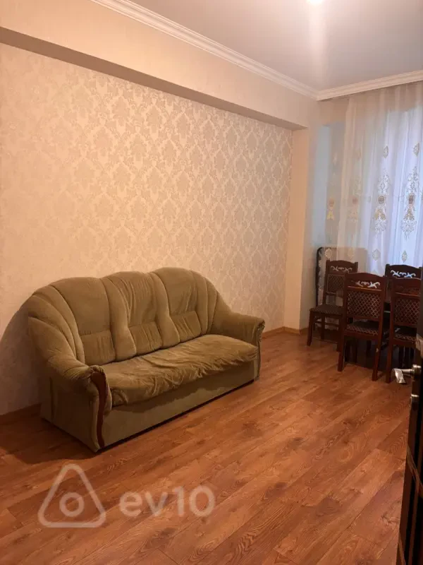 Kirayə verilir 2 otaqlı yeni tikili 55 m²