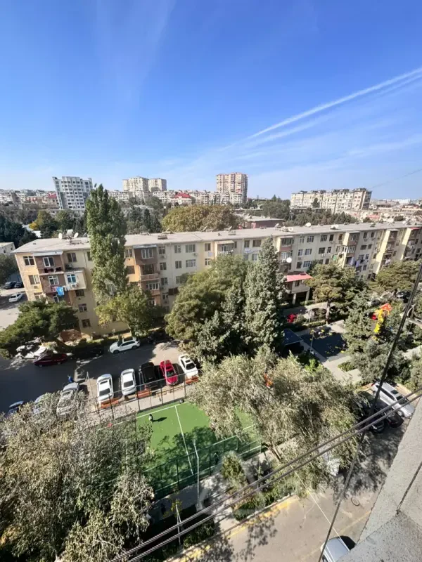 Satılır 2 otaqlı köhnə tikili 55 m²