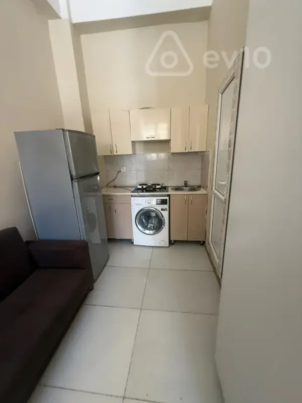 Kirayə verilir 1 otaqlı yeni tikili 20 m²