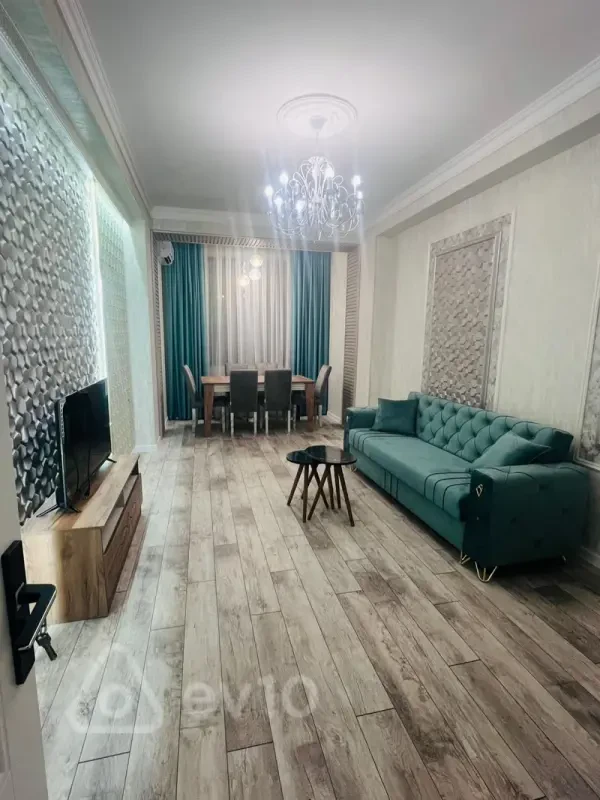 Kirayə verilir 2 otaqlı yeni tikili 75 m²