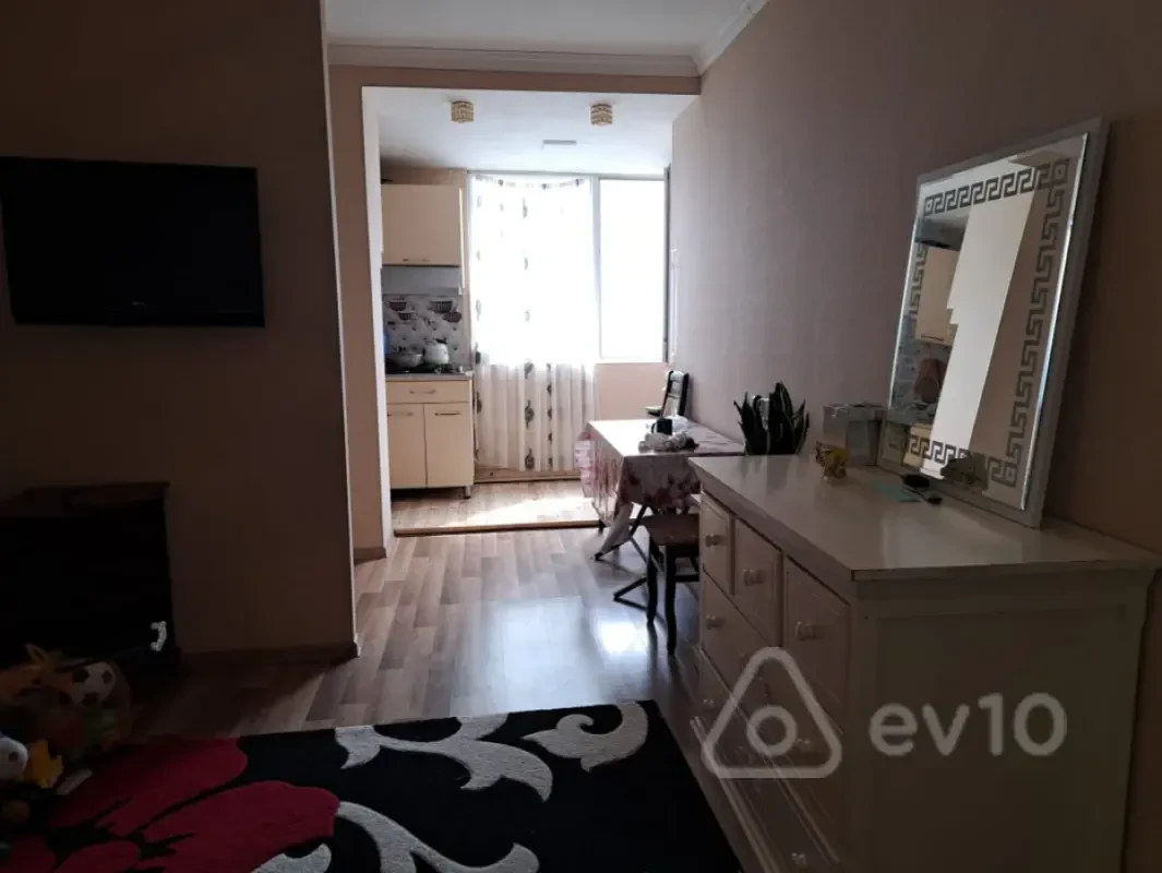 Kirayə verilir 2 otaqlı yeni tikili 50 m²