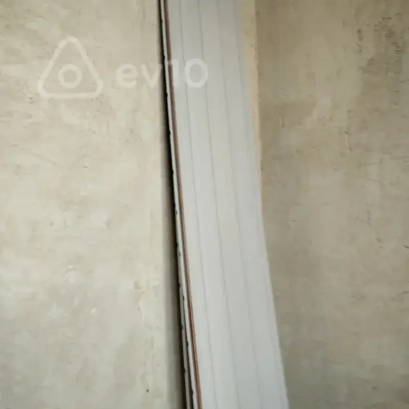 Satılır 10 otaqlı həyət evi 172 m²