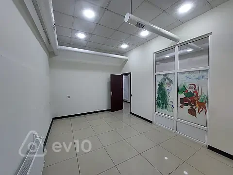 Kirayə verilir mənzil 100 m² — Bakı, Nəsimi 100.00 m²
