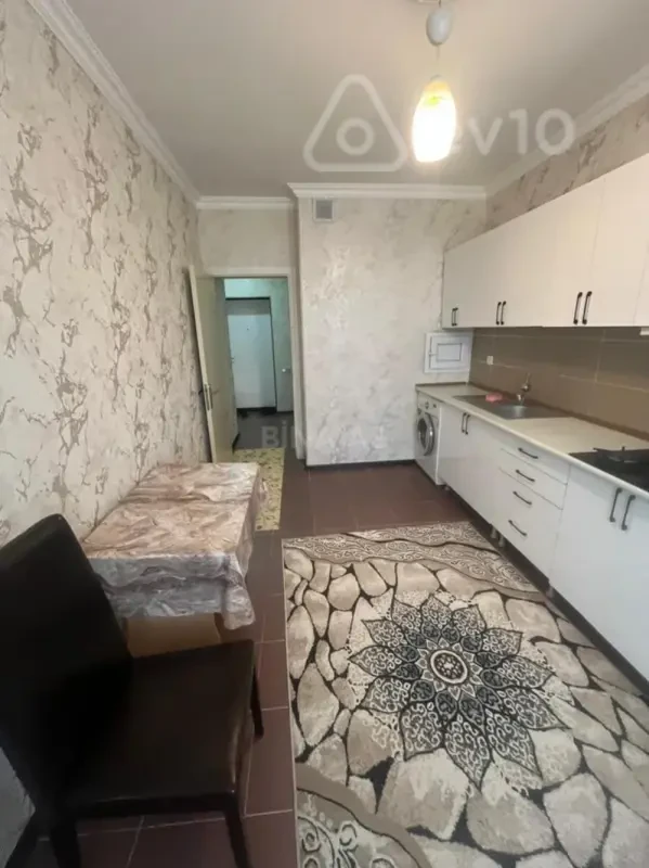 Kirayə verilir 2 otaqlı yeni tikili 70 m²