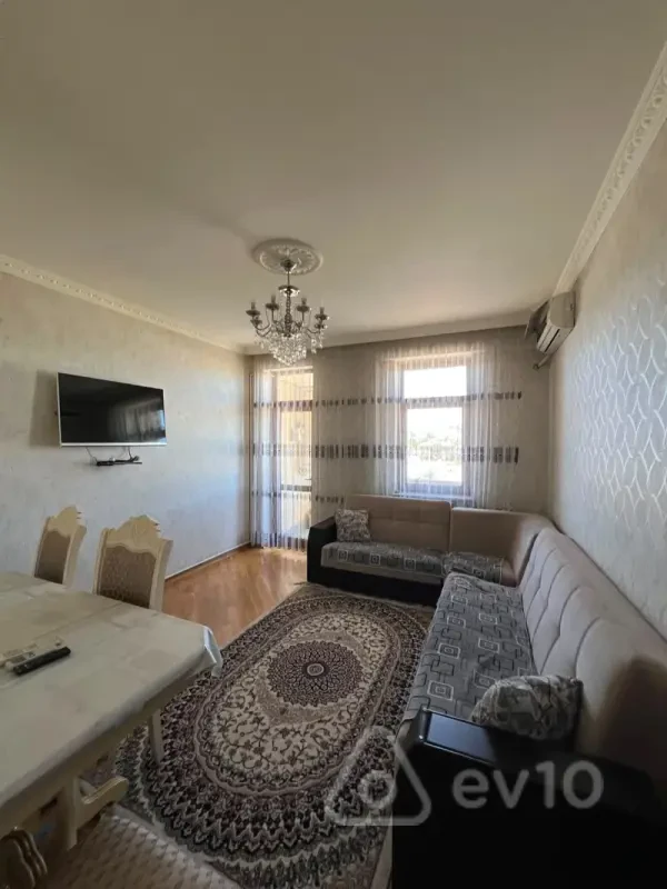 Kirayə verilir 2 otaqlı yeni tikili 65 m²