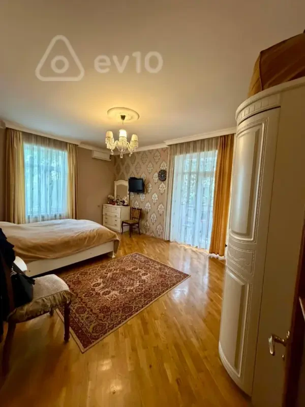Satılır 1 otaqlı köhnə tikili 38.6 m²