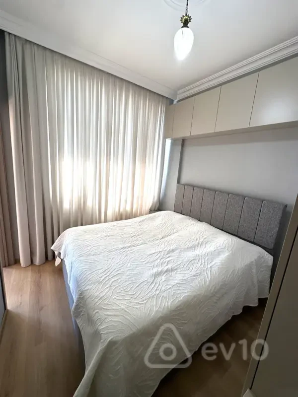 Kirayə verilir 2 otaqlı yeni tikili 60 m²