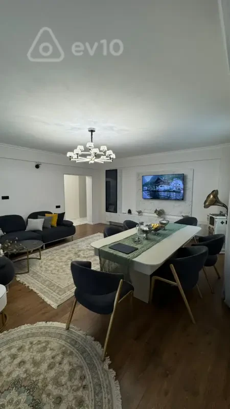 Satılır 3 otaqlı yeni tikili 136 m²