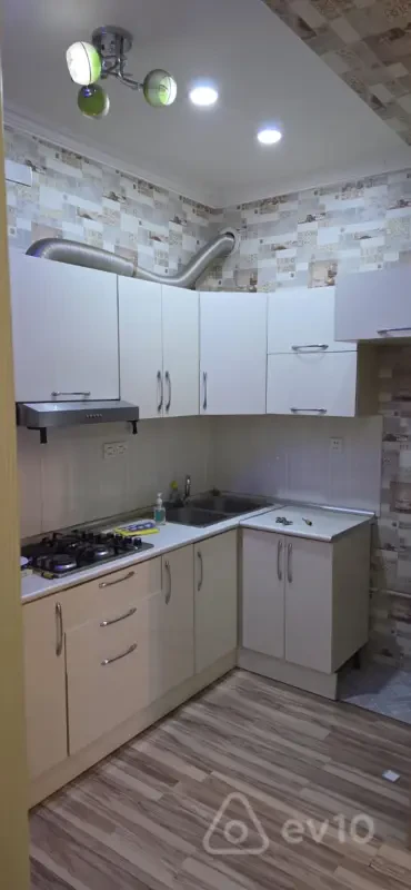 Kirayə verilir 2 otaqlı yeni tikili 55 m²