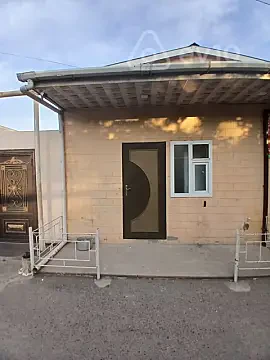 Kirayə verilir 2 otaqlı həyət evi 60 m² — Bakı, Nizami 2 otaq 60.00 m²