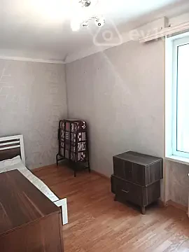 Kirayə verilir 2 otaqlı köhnə tikili 50 m² — Bakı, Nizami 2 otaq 50.00 m²