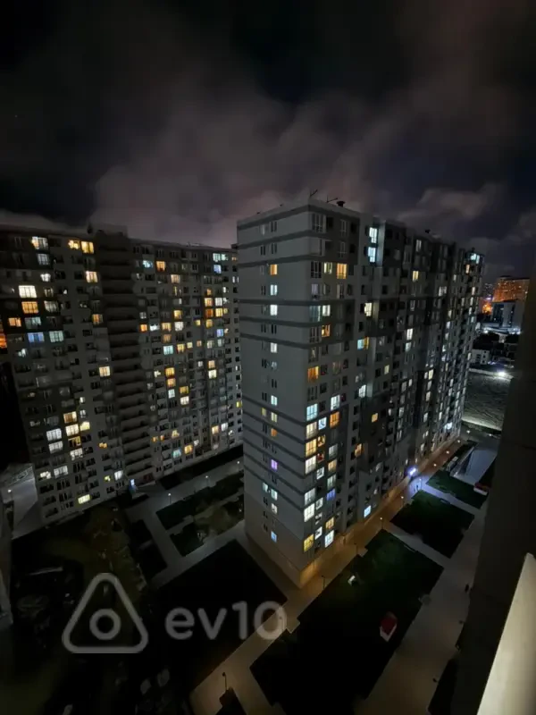 Kirayə verilir 2 otaqlı yeni tikili 65 m²