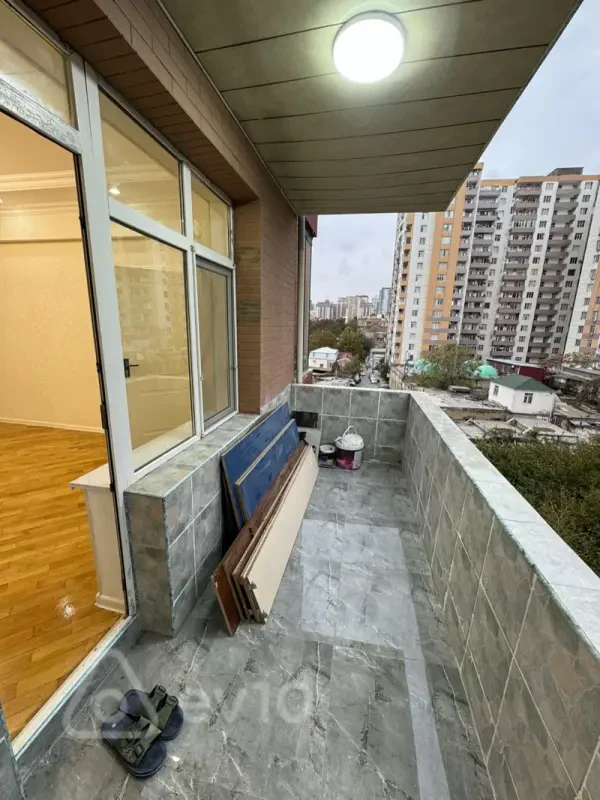 Kirayə verilir 2 otaqlı yeni tikili 75 m²