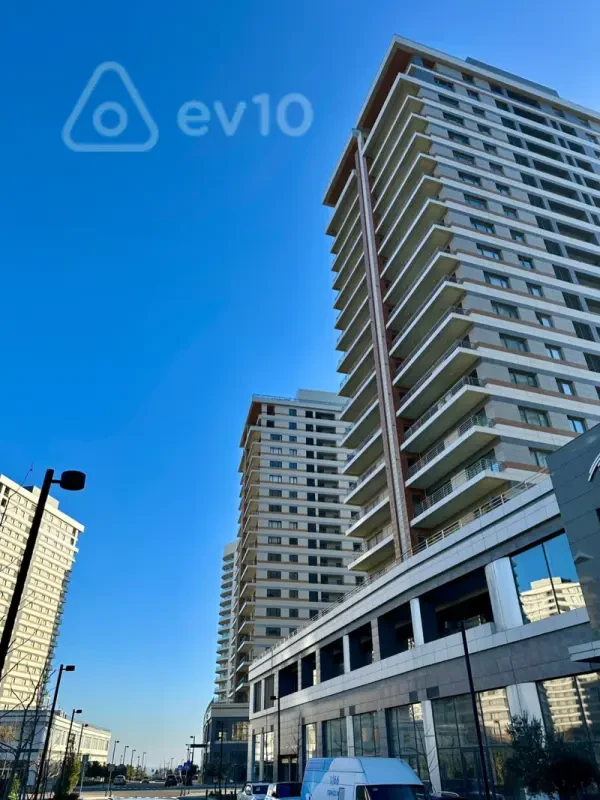 Satılır 4 otaqlı yeni tikili 194 m²