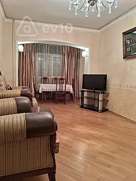 Kirayə verilir 3 otaqlı köhnə tikili 70 m² — Bakı, Nərimanov 3 otaq 70.00 m²