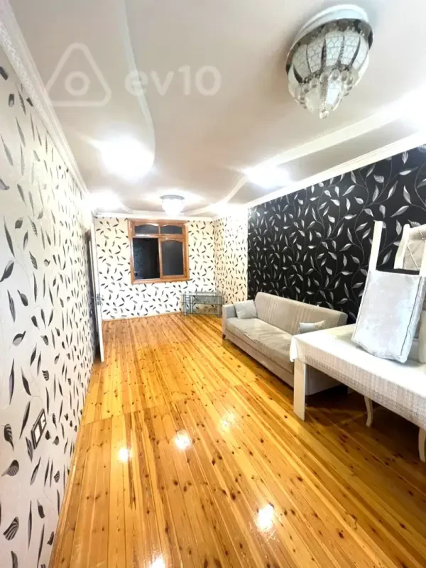 Kirayə verilir 2 otaqlı yeni tikili 80 m²