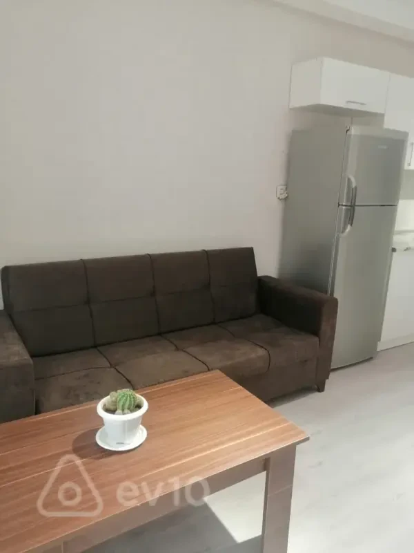 Kirayə verilir 2 otaqlı yeni tikili 77 m²