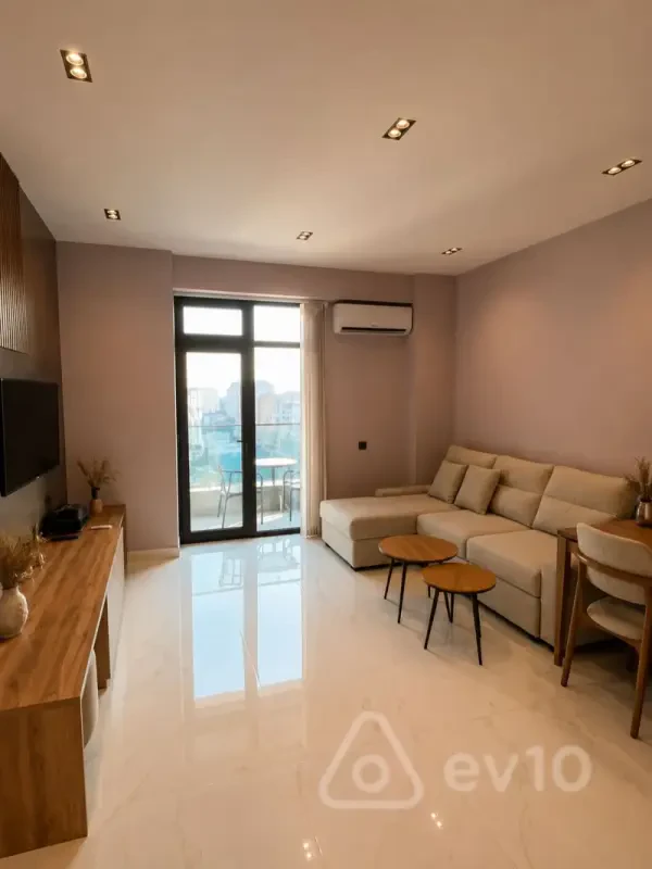 Kirayə verilir 2 otaqlı yeni tikili 65 m²