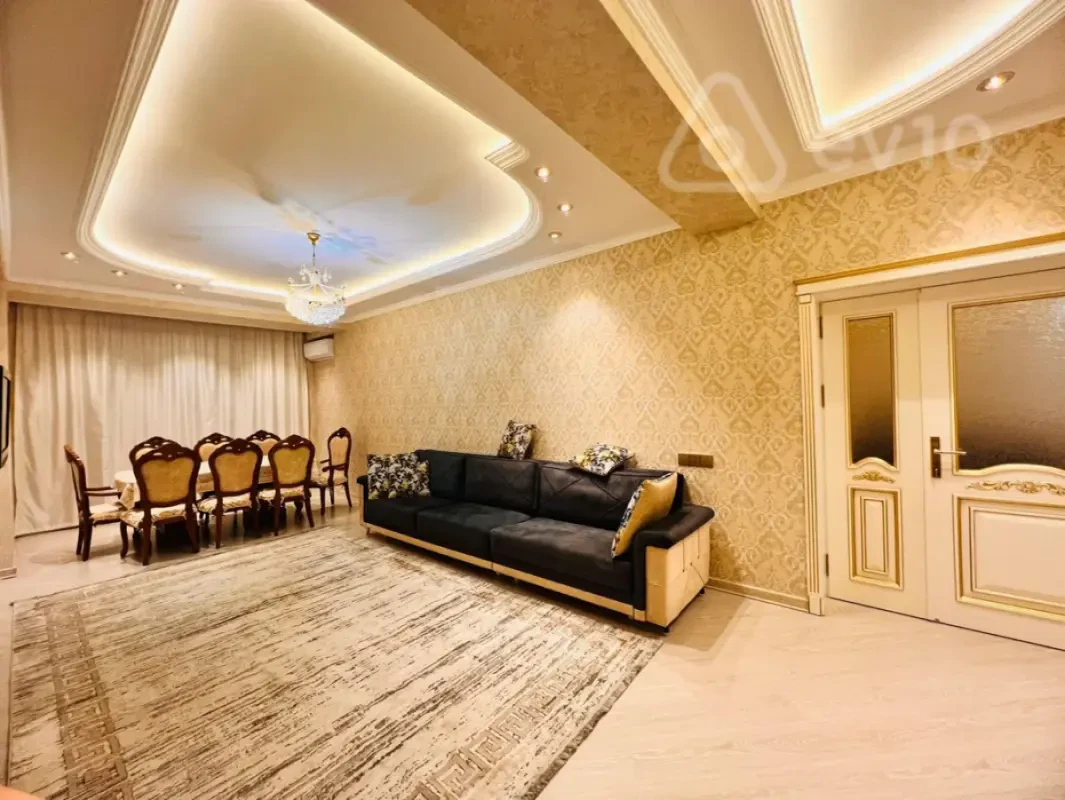Kirayə verilir 3 otaqlı yeni tikili 37 m²