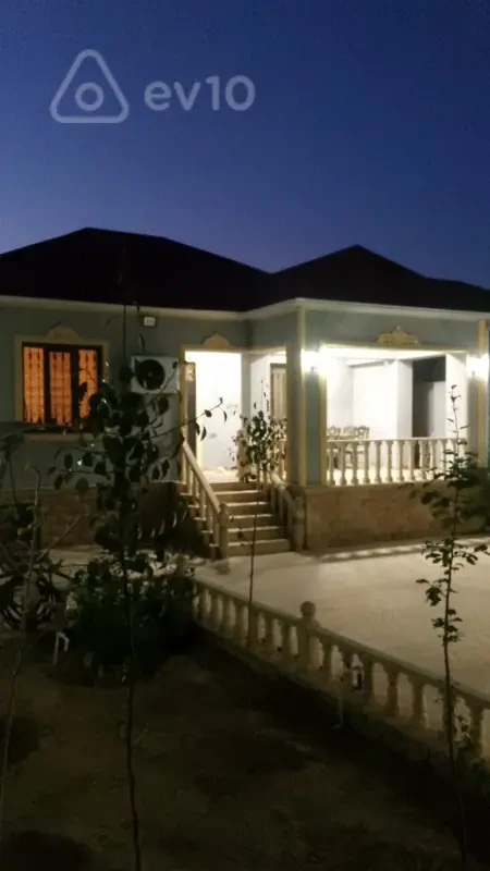 Satılır 3 otaqlı həyət evi 100 m²