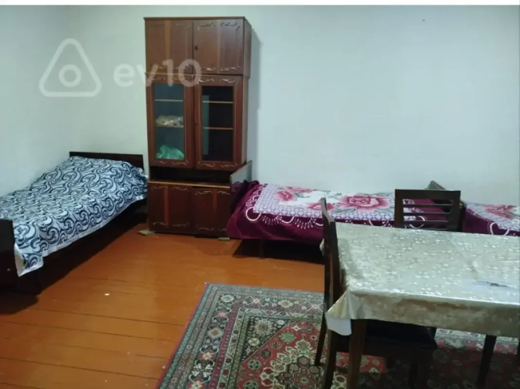 Kirayə verilir 1 otaqlı həyət evi 30 m²