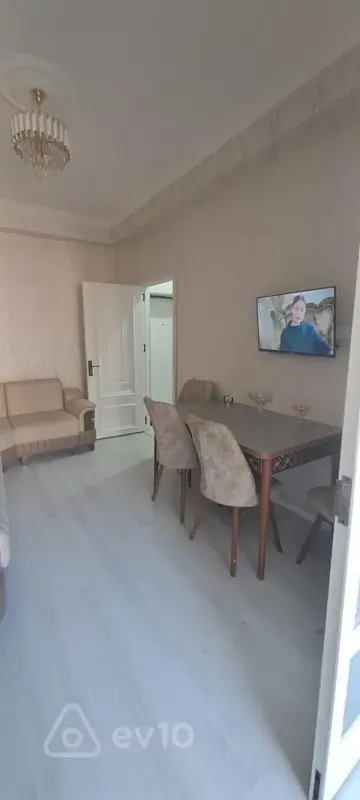 Kirayə verilir 2 otaqlı yeni tikili 65 m²