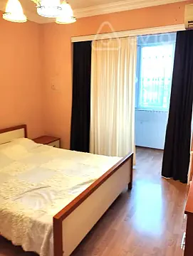 Kirayə verilir 2 otaqlı köhnə tikili 55 m² — Bakı, Nizami 2 otaq 55.00 m²