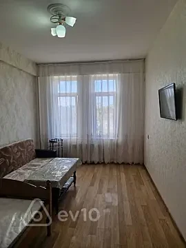 Kirayə verilir 1 otaqlı köhnə tikili 45 m² — Bakı, Nərimanov 1 otaq 45.00 m²