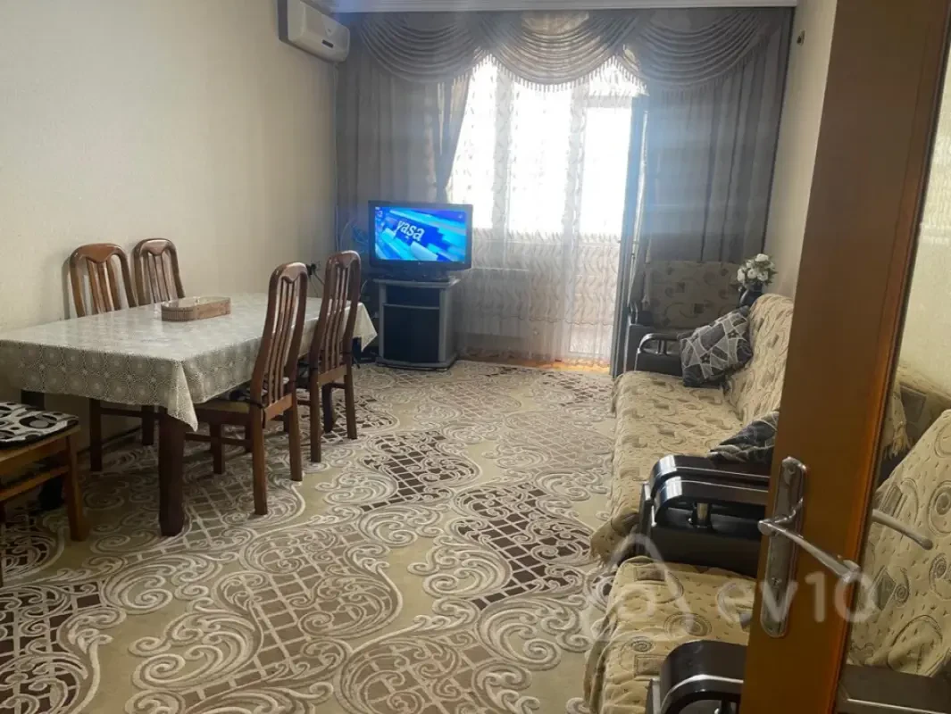 Kirayə verilir 2 otaqlı yeni tikili 65 m²
