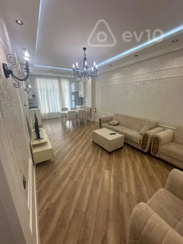 Kirayə verilir 2 otaqlı yeni tikili 76 m²