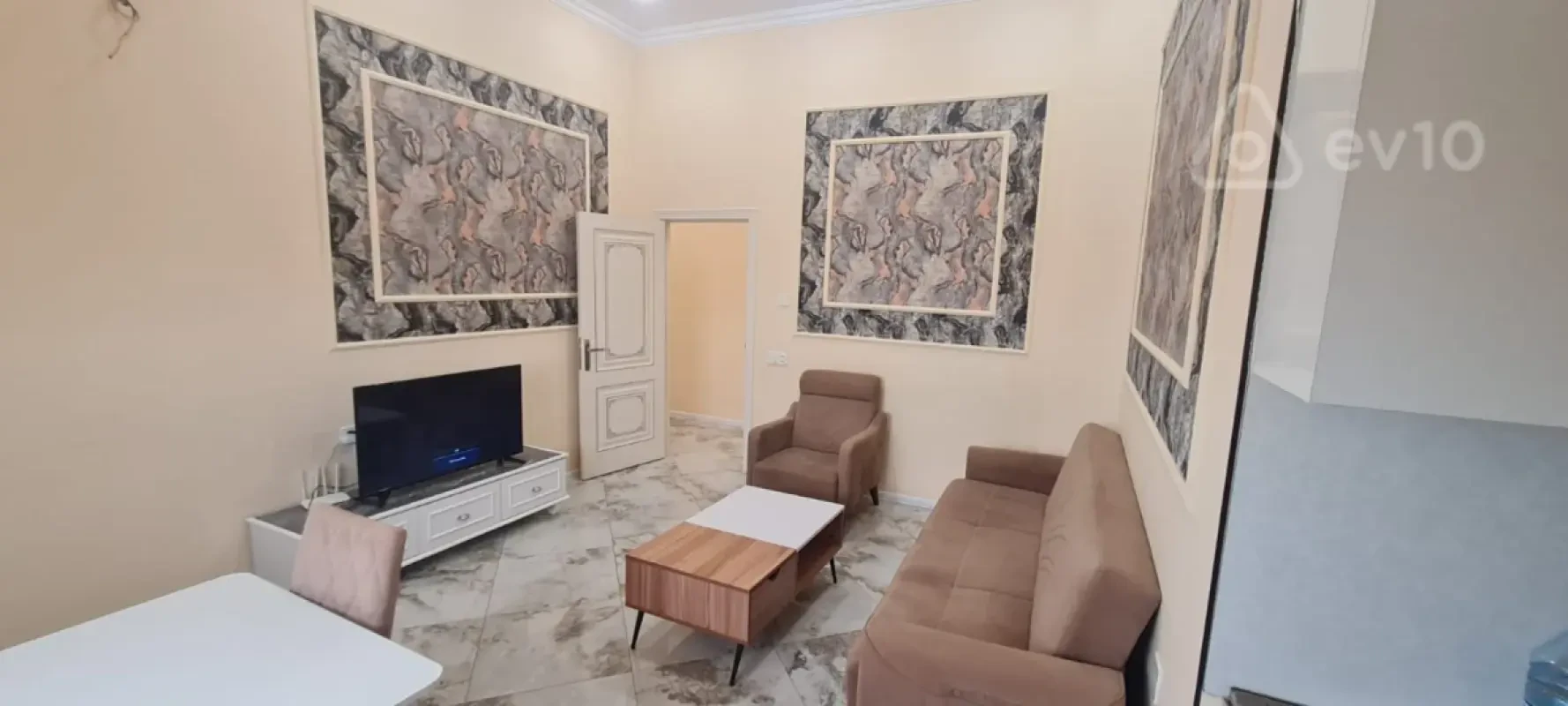Kirayə verilir 3 otaqlı yeni tikili 110 m²